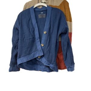 Women’s Bundle Cozy Blue Button-Up Cardigan & long striped